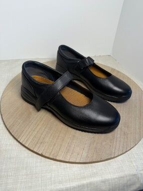 Propet WSR004S Mary Jane Shoes Women’s 10 XW Black Slip Resistant